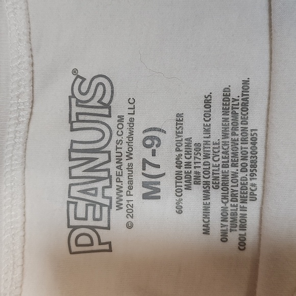 Peanuts Graphic Long Sleeve Tee - Picture 3 of 3